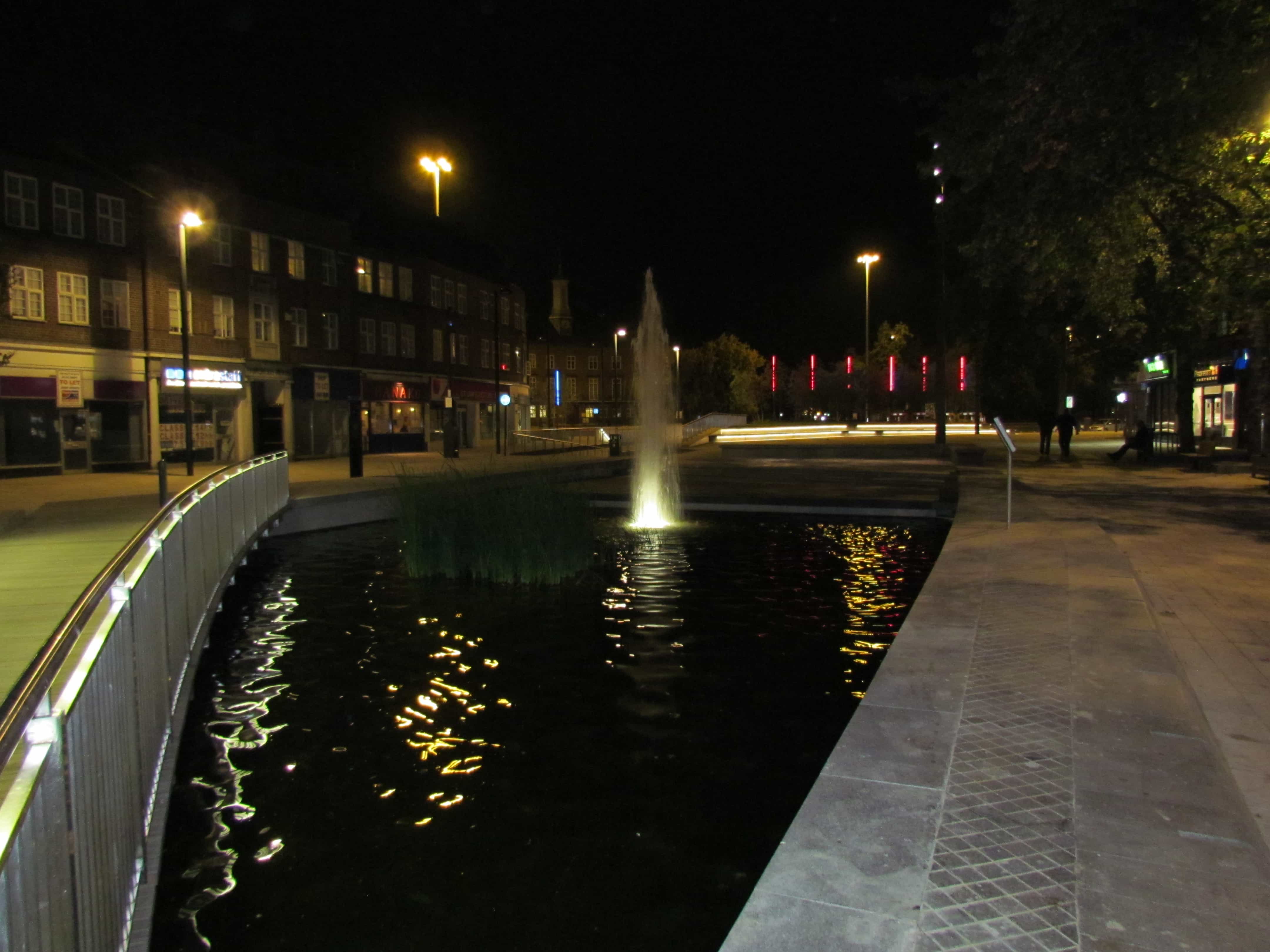 public-realm-lighting-installations-r-and-m-lighting